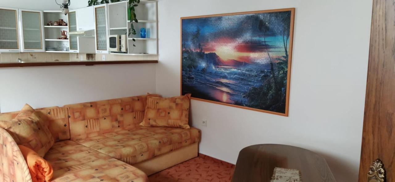 Apartman Sobeslav Екстер'єр фото