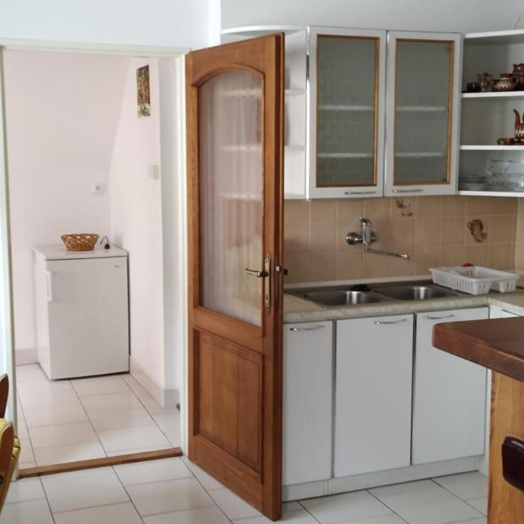 Apartman Sobeslav Екстер'єр фото